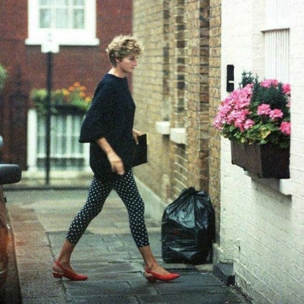 Red slingbacks - Picture 7 of 7